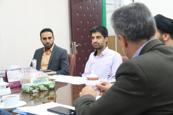 نشست مشترک مسئولین دبیرخانه بینش مطهر استان با مسئولین دانشگاه فرهنگیان استان یزد  9