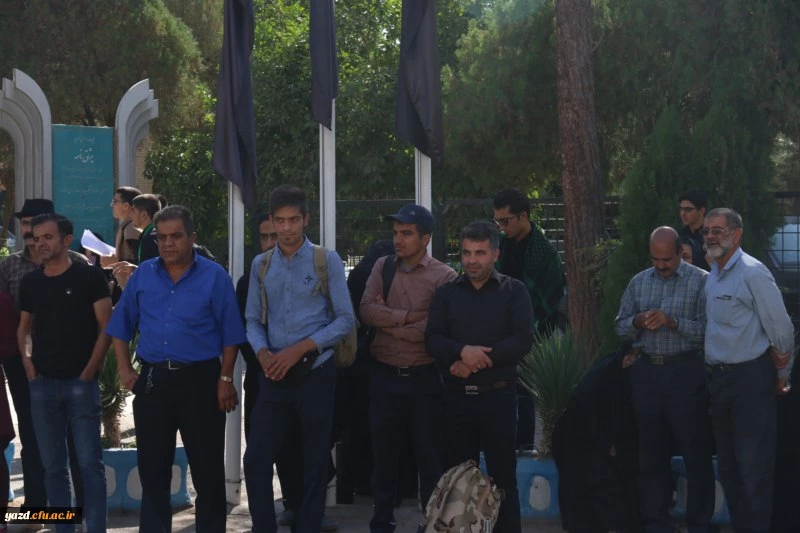 بدرقه کاروان دانشجویی پیاده روی اربعین در پردیس شهیدان پاک نژاد یزد 6