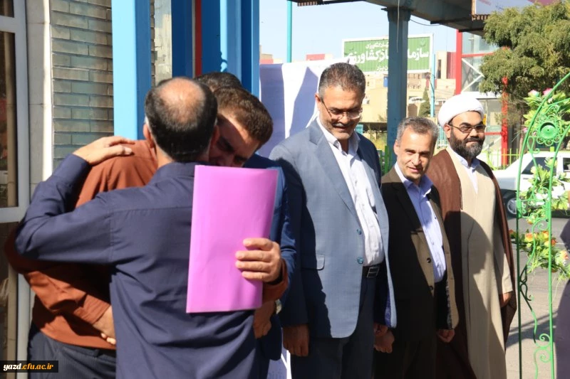 بدرقه کاروان دانشجویی پیاده روی اربعین در پردیس شهیدان پاک نژاد یزد 10