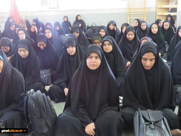 برگزاری مراسم بدرقه زائرین کاروان پیاده روی کربلا دانشجومعلمان پردیس حضرت فاطمه الزهرا (س) یزد
 2