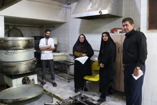 بازدید رئیس گروه تغذیه معاونت بهداشت دانشگاه علوم پزشکی از پردیس شهیدان پاک نژاد 6