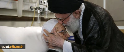 عیادت رهبر انقلاب اسلامی از حضرت آیت الله مکارم شیرازی