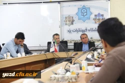 نشست سرپرست دانشگاه فرهنگیان یزد با اعضای شورای صنفی پردیس های استان 3
