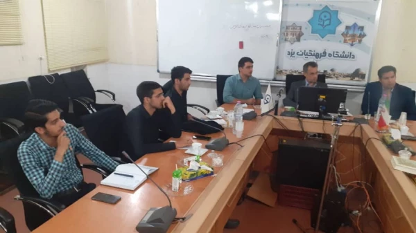 برگزاری نشست مدیر استانی دانشگاه فرهنگیان یزد با مسئولان تشکل ها و کانون های دانشجویی پردیس شهیدان پاک نژاد 3