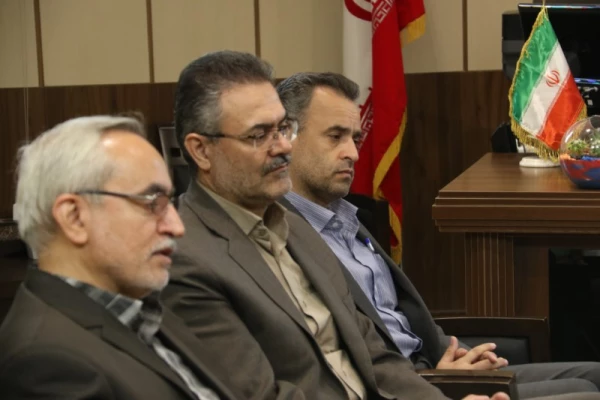 دیدار سرپرست دانشگاه فرهنگیان یزد با مدیر کل دیوان محاسبات استان 5