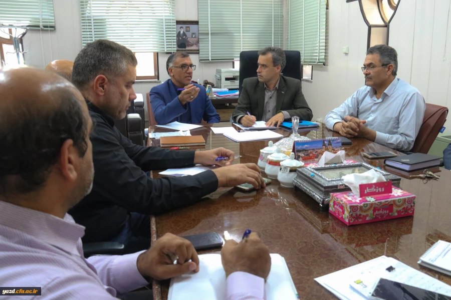 نشست مدیر استانی دانشگاه فرهنگیان یزد با سرپرستان شبانه روزی پردیس شهیدان پاک نژاد 3