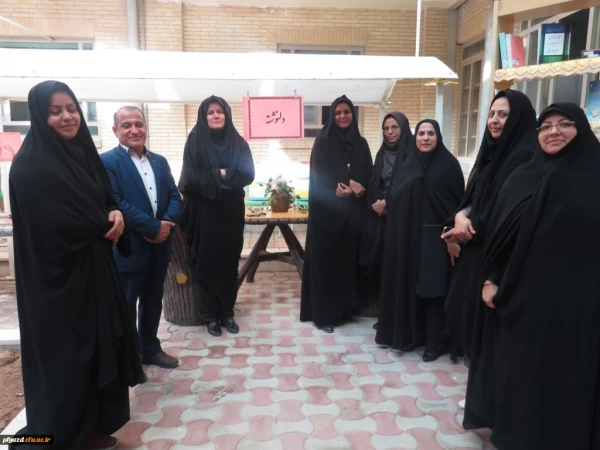 برگزاری نمایشگاه به مناسبت هفته سلامت روان 5