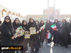 حضور پر شور دانشجو معلمان دانشگاه فرهنگیان یزد در مراسم استقبال از ریاست محترم جمهوری به روایت تصویر 16