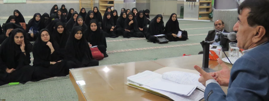 کارگاه آموزشی زندگی متعالی و ازدواج موفق با حضور دکتر درویش زاده 3