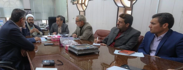 نشست مدیر استانی دانشگاه فرهنگیان یزد با دبیر بنیاد فرهنگی حضرت مهدی(عج) در استان 3