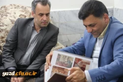 دیدار معاون فرهنگی و اجتماعی دانشگاه فرهنگیان با خانواده دانشجو معلم شهید محمود زارعیان 6