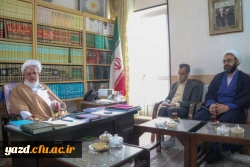 دیدار دکتر محمدی معاون فرهنگی و اجتماعی دانشگاه فرهنگیان با آیت الله ناصری نماینده ولی فقیه و امام جمعه یزد 4