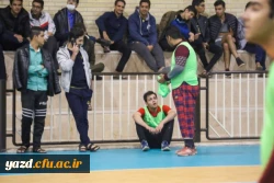 افتتاحیه مسابقات فوتسال پردیس شهیدان پاک نژاد یزد 8