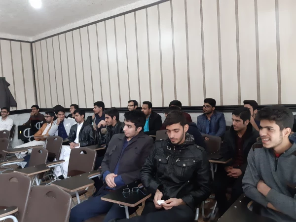 کارگاه پرورش اعتماد به نفس و تکنیک های افزایش آن و کارگاه رفتار های پرخطر ویژه دانشجومعلمان 3