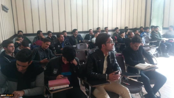 کارگاه پرورش اعتماد به نفس و تکنیک های افزایش آن و کارگاه رفتار های پرخطر ویژه دانشجومعلمان 6