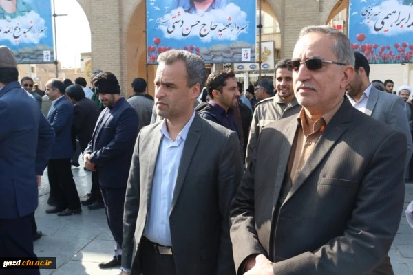 حضور  دانشجو معلمان دانشگاه فرهنگیان یزد در راهپیمایی خودجوش محکومیت اغتشاشات و ناآرامی های اخیر 4