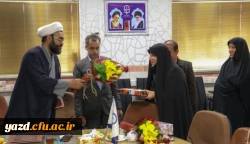 نشست صمیمانه مسئولان مدیریت امور پردیس های استان یزد  با کارکنان پردیس حضرت فاطمه الزهرا(س) 12