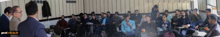 حضور مدیر استانی دانشگاه فرهنگیان یزد در کلاس های درس و تبریک روز دانشجو به دانشجو معلمان 8