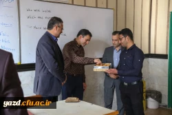 حضور مدیر استانی دانشگاه فرهنگیان یزد در کلاس های درس و تبریک روز دانشجو به دانشجو معلمان 6