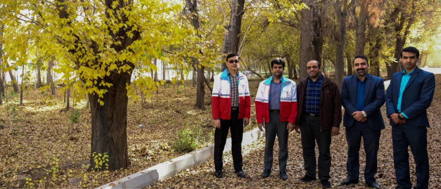 کاشت نهال به مناسبت یادبود شهدای 16 آذر 3