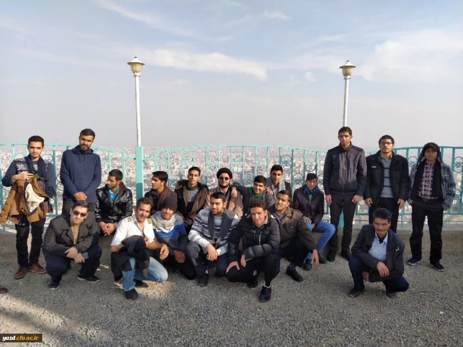 در سالروز وفات حضرت معصومه(س) اردوی دانشجویی قم – جمکران و کاشان ویژه دانشجو معلمان برادر برگزار شد. 7