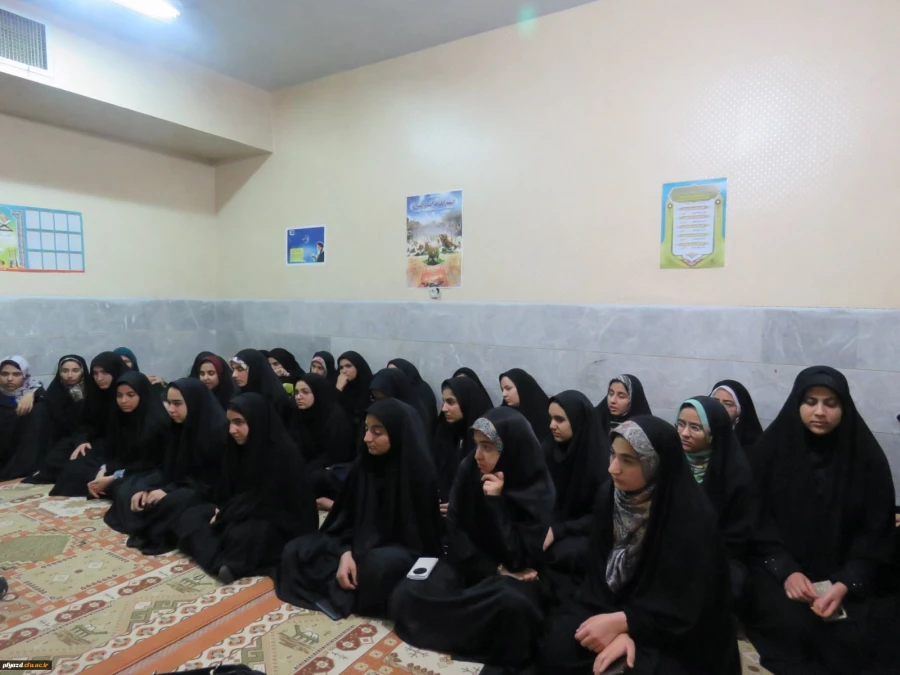 بازدید مسئولان دانشگاه از سرای دانشجویی الزهرا پردیس 4