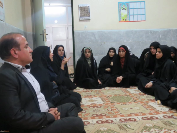 بازدید مسئولان دانشگاه از سرای دانشجویی الزهرا پردیس 8