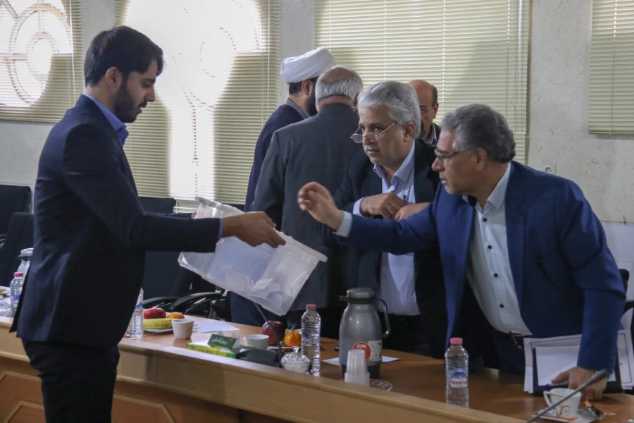 اولین جلسه بنیاد استانی خیرین حامی دانشگاه فرهنگیان یزد 22