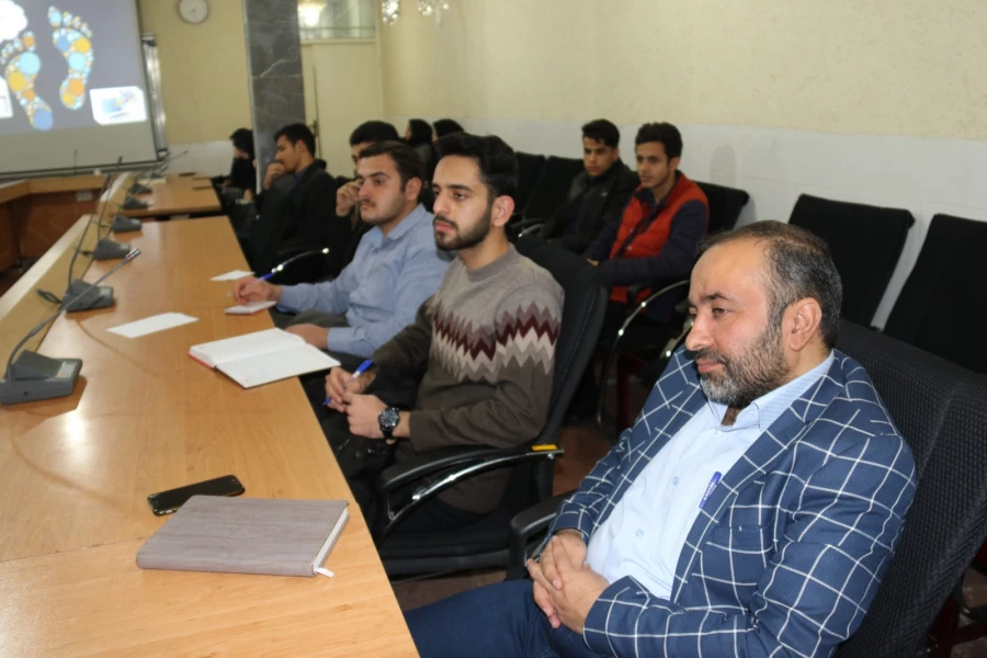 کارگاه آموزشی و علمی مدیریت ردپای دیجیتال 4