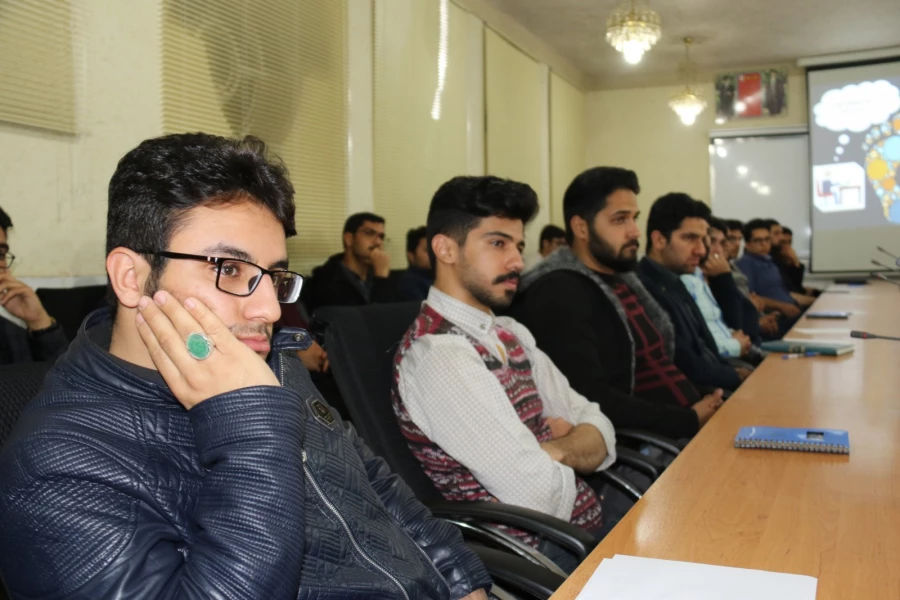 کارگاه آموزشی و علمی مدیریت ردپای دیجیتال 6