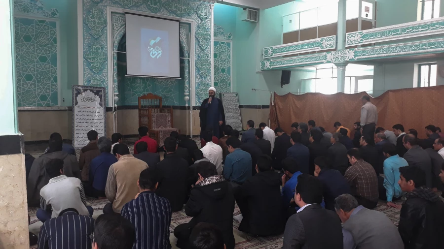 اجتماع با شکوه دانشجو معلمان و مسئولین دانشگاه فرهنگیان یزد در اجتماع حماسی 9 دی 7