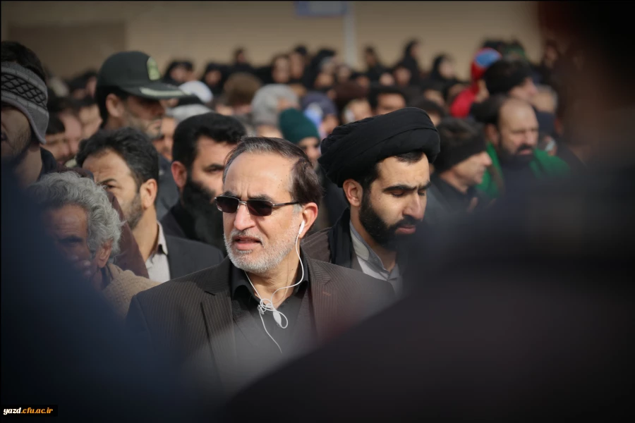 تشییع و تدفین شهید گمنام در دانشگاه فرهنگیان یزد 15