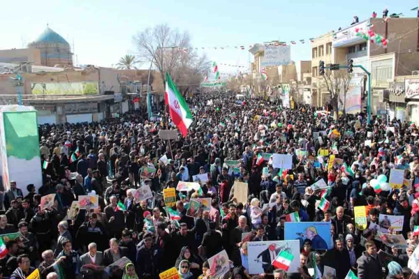  تجدید میثاق دانشجومعلمان و دانشگاهیان دانشگاه فرهنگیان یزد با حضور در راهپیمایی 22 بهمن 6