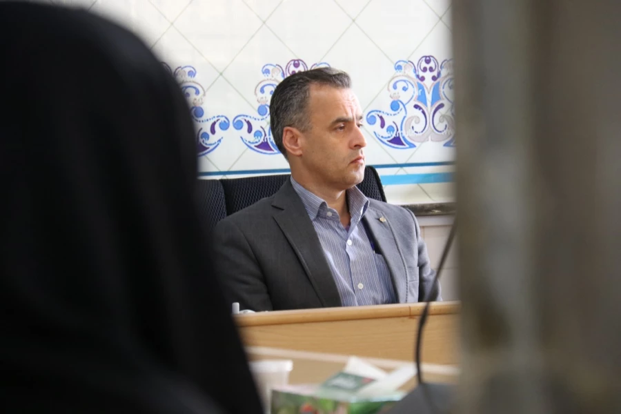 جلسه هم اندیشی بررسی نحوه برگزاری کلاس های آموزش مجازیی ویژه دانشجو معلمان
 7