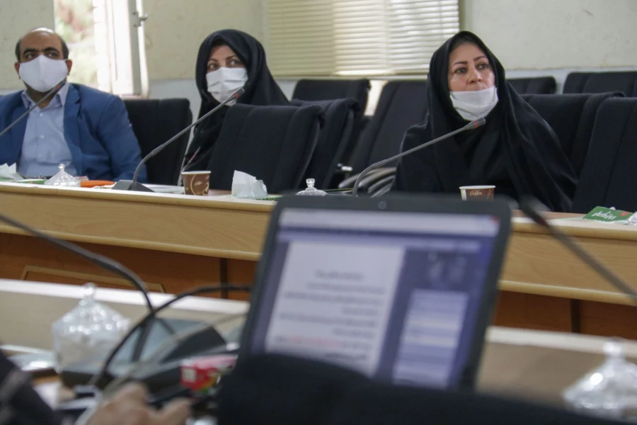 پنجمین جلسه شورای آموزشی دانشگاه فرهنگیان یزد ویژه دوران کرونا 8