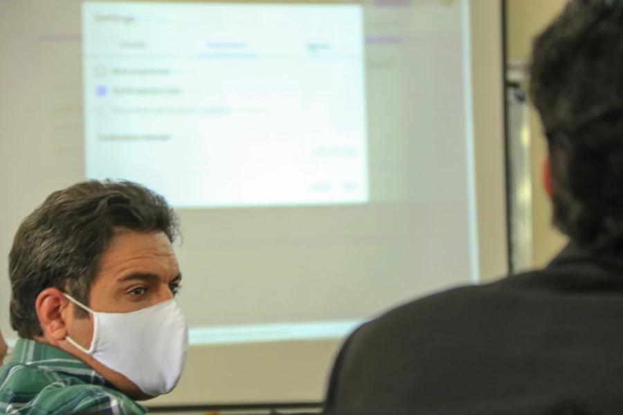 کارگاه آموزش آزمون های الکترونیکی در دانشگاه فرهنگیان یزد برگزار شد 4