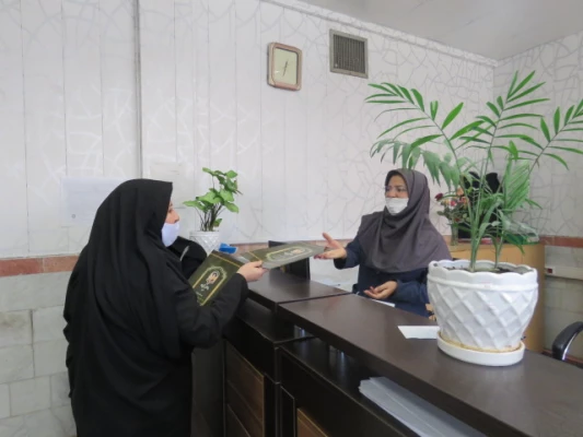 تبریک به کارکنان اداری پردیس به مناسبت روز معلم 7