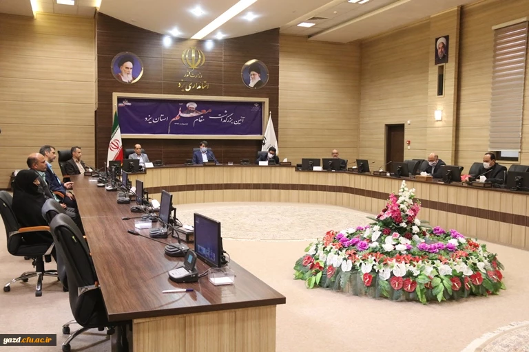 حضور سرپرست مدیریت امور پردیس های استان در آیین تجلیل از سه معلم شاخص استان 2