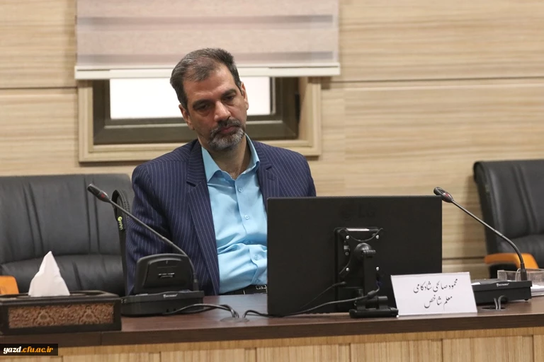 حضور سرپرست مدیریت امور پردیس های استان در آیین تجلیل از سه معلم شاخص استان 5