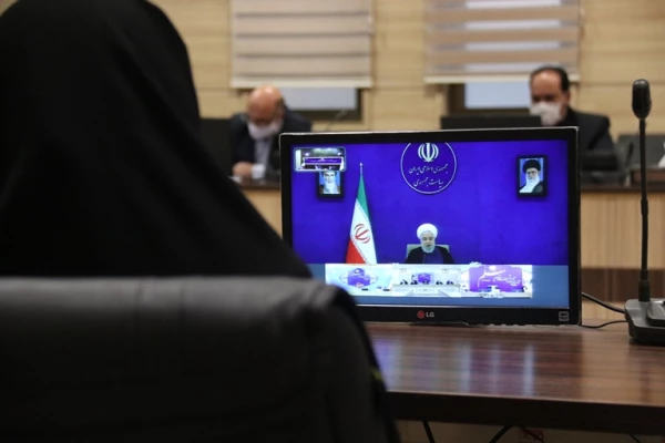 حضور سرپرست مدیریت امور پردیس های استان در آیین تجلیل از سه معلم شاخص استان 16