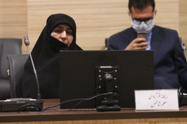 حضور سرپرست مدیریت امور پردیس های استان در آیین تجلیل از سه معلم شاخص استان 19