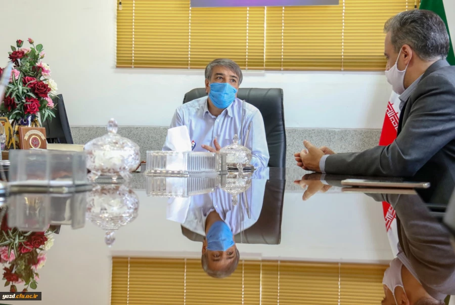 انعقاد تفاهم همکاری بین دانشگاه فرهنگیان یزد با اداره کل ورزش و جوانان استان 5