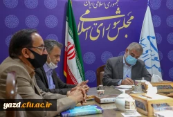 دیدار مسئولان دانشگاه فرهنگیان یزد با دکتر جوکار رئیس کمیسیون شوراهای مجلس شورای اسلامی 3