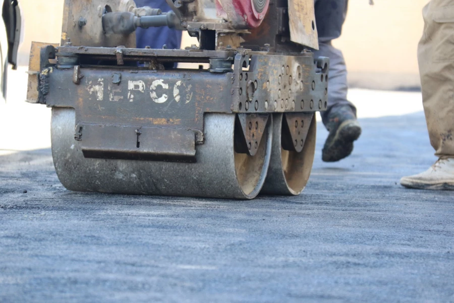 عملیات آسفالت پردیس های دانشگاه فرهنگیان یزد 12