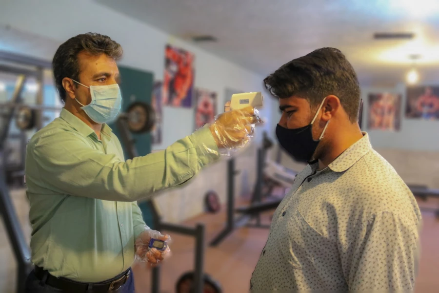 اجرای طرح غربالگری سلامت کارکنان دانشگاه فرهنگیان یزد 11