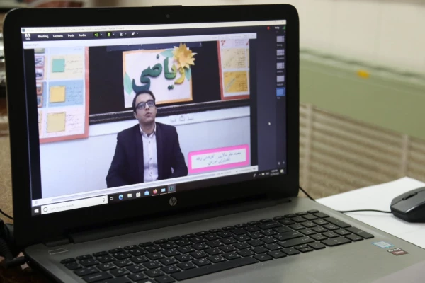 برگزاری مراسم هفته پژوهش و فناوری در دانشگاه فرهنگیان یزد 12