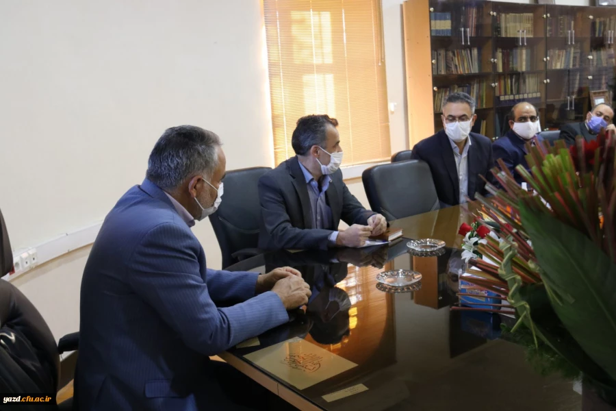 دیدار هیات رئیسه دانشگاه فرهنگیان یزد با مدیر کل جدید آموزش و پرورش استان 4