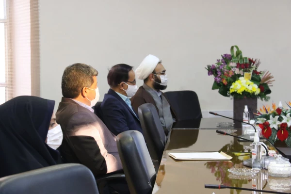 دیدار هیات رئیسه دانشگاه فرهنگیان یزد با مدیر کل جدید آموزش و پرورش استان 8