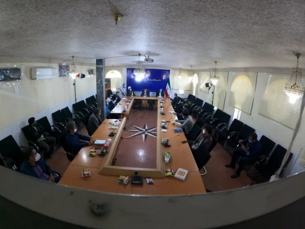 نشست مسئولان دانشگاه فرهنگیان یزد با کارکنان پردیس شهیدان پاک نژاد  11