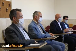 بازدید مدیر کل آموزش و پرورش استان یزد از روند مصاحبه پذیرفته شدگان آزمون استخدامی
 5